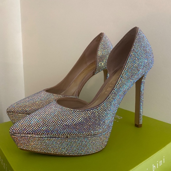 Gianni Bini platform heels, size 8, sparkly, new - Picture 3 of 6